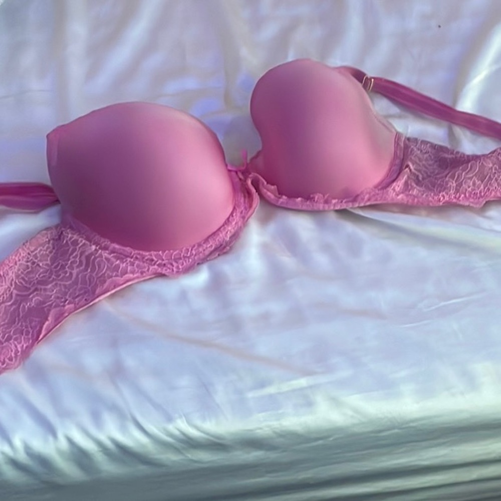 Victoria's Secret Pink Lace Push-Up Bra